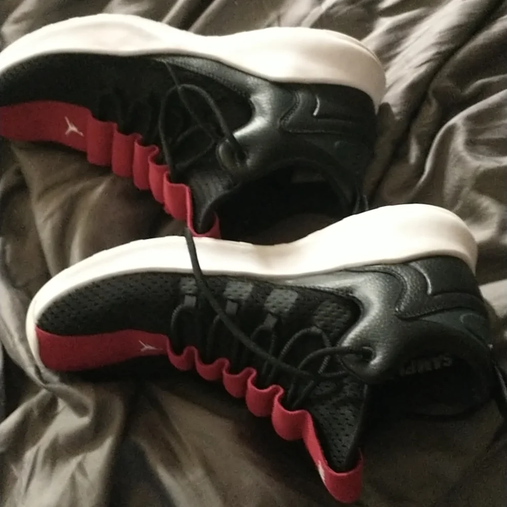 Jordan Samples - Picture 6 of 8